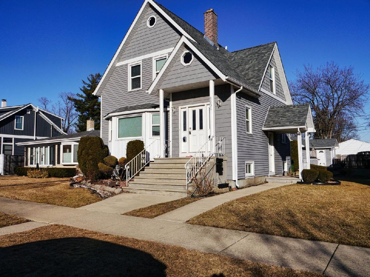 For Rent Oak Lawn Illinois, 9837 Minnick