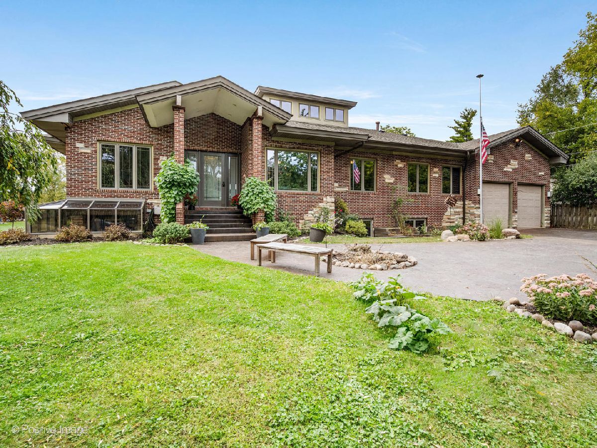 Homes For Sale Mcintosh Downers Grove Illinois, 4218 Florence Avenue