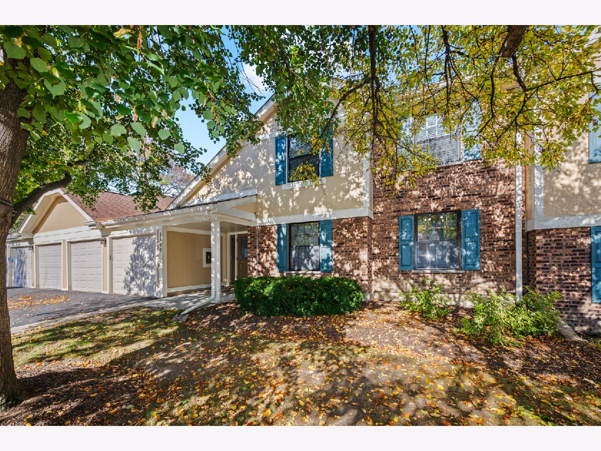 For Sale Wheeling Illinois, 1168 Northbury Lane