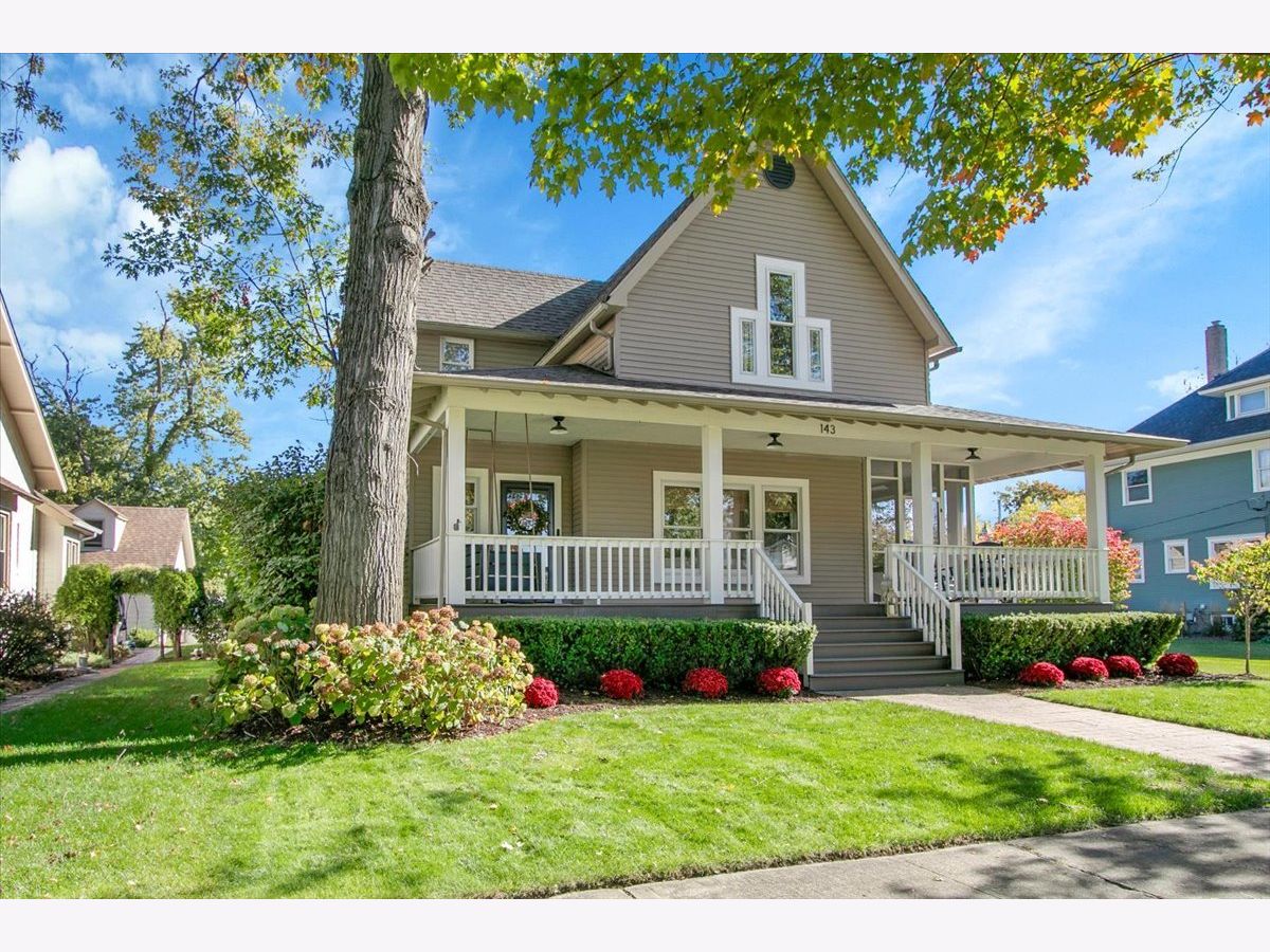  For Sale Frankfort Illinois, 143 Walnut Street