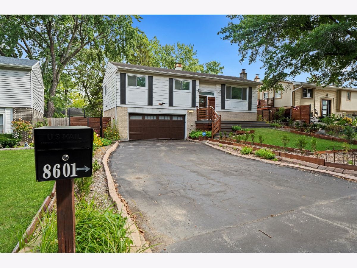 For Sale Hickory Hills Illinois, 8601 Kean Avenue