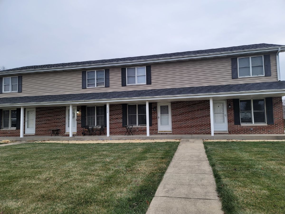  For Rent Yorkville Illinois, 112 Colonial