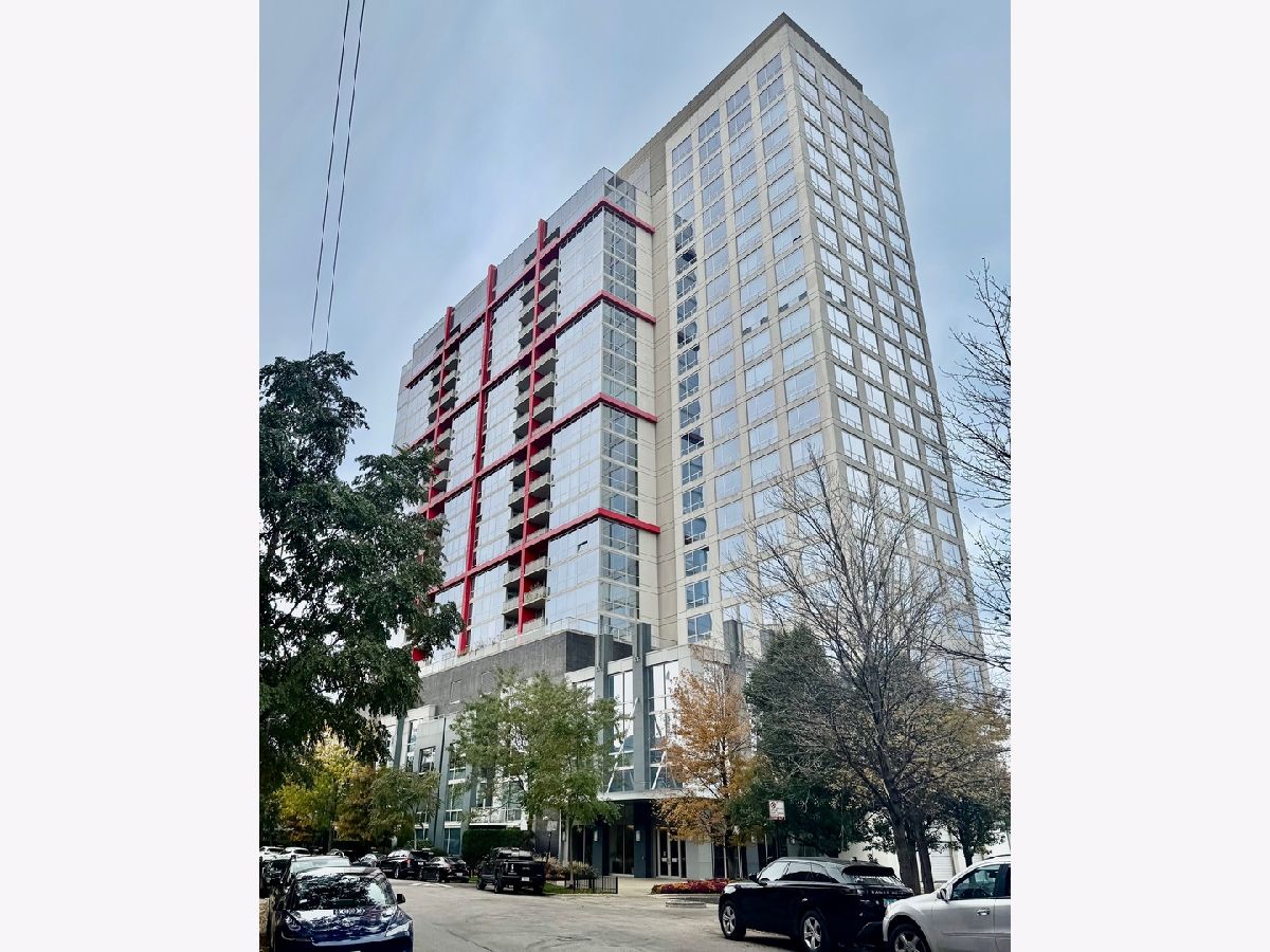 Condos & Townhomes For Sale Museum Park Place Chicago Illinois, 1841 Calumet Avenue