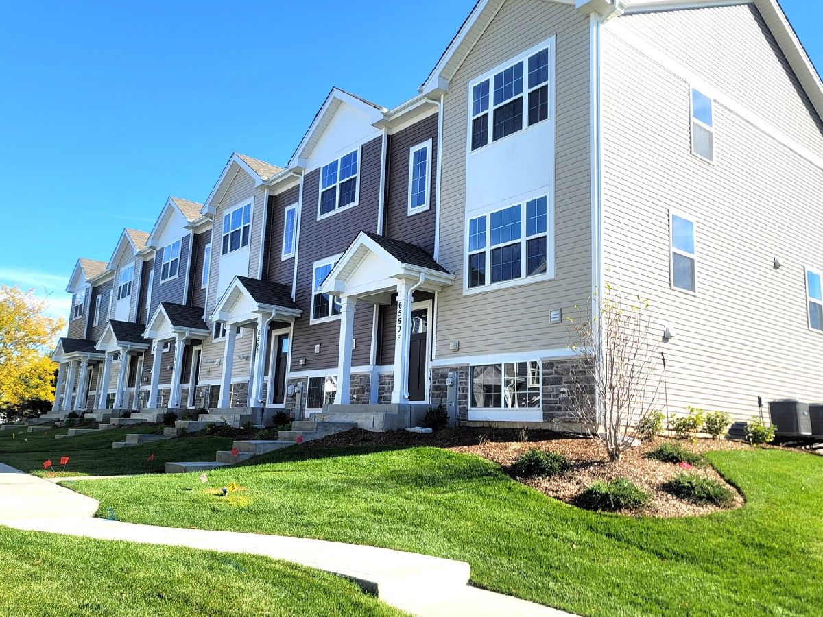 Condos & Townhomes & Homes For Rent Stonewater Wonder Lake Illinois, 6550 Linden