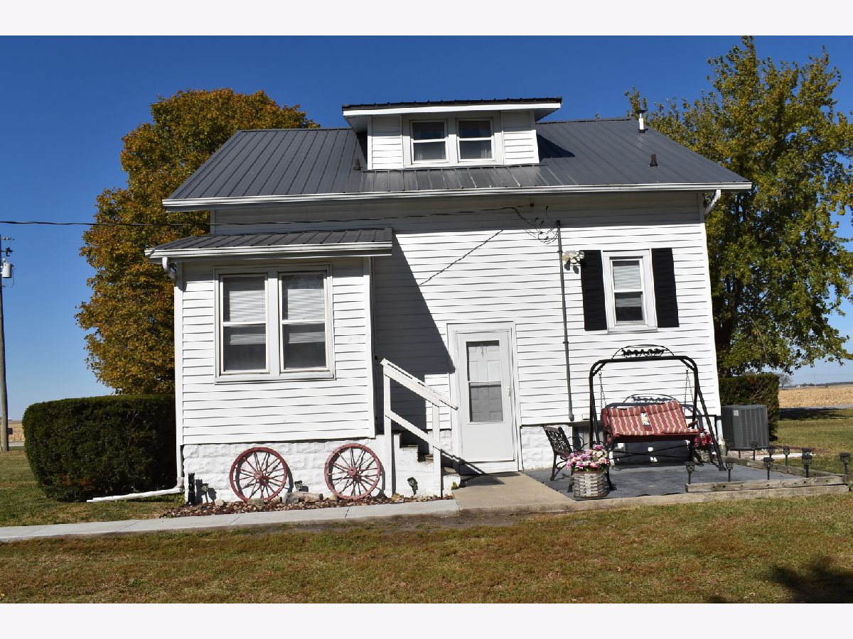  For Sale Chenoa Illinois, 9898 1200 North Road