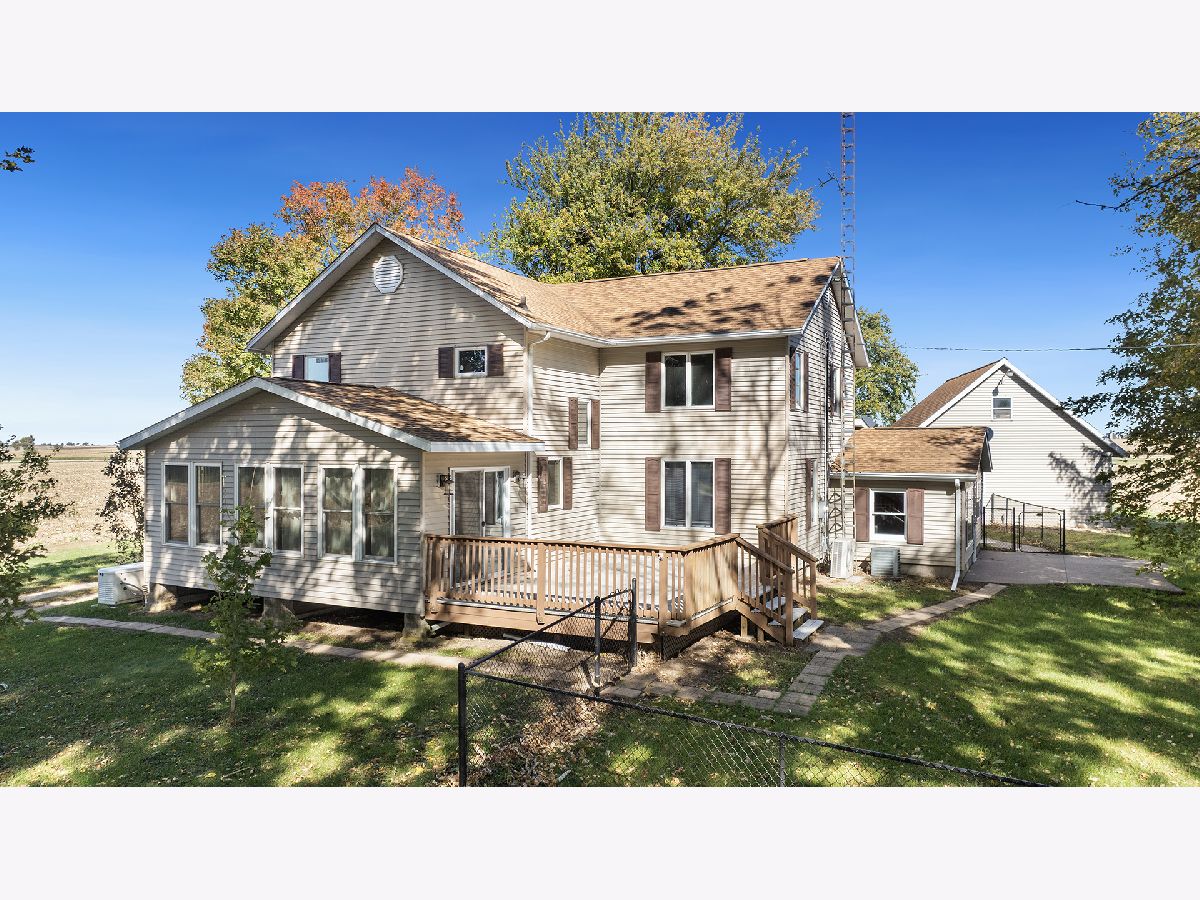  For Sale Amboy Illinois, 1182 Inlet Road