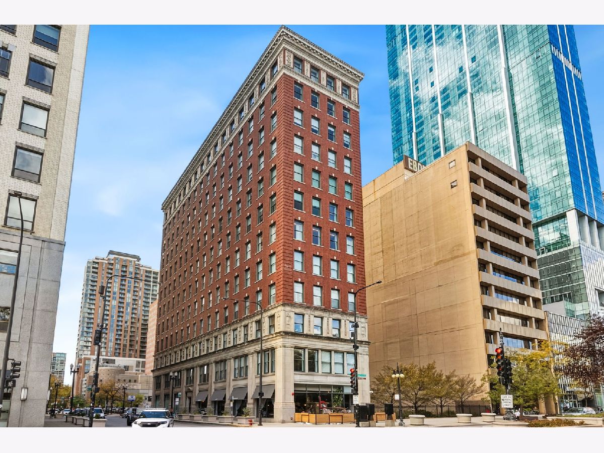  Sold Chicago Illinois, 888 Michigan