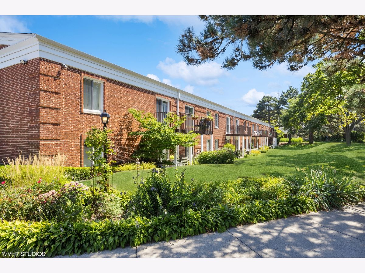  For Sale Wilmette Illinois, 800 Ridge Road