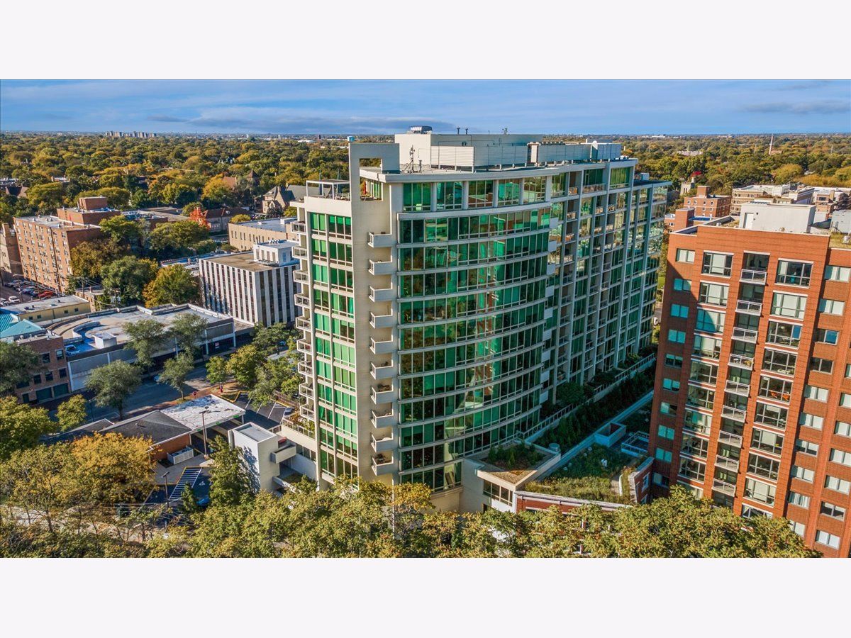 For Sale Evanston Illinois, 1570 Elmwood Avenue