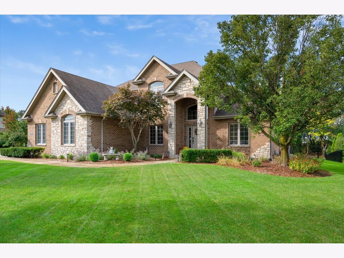  Sold Lemont Illinois, 12984 Waterford