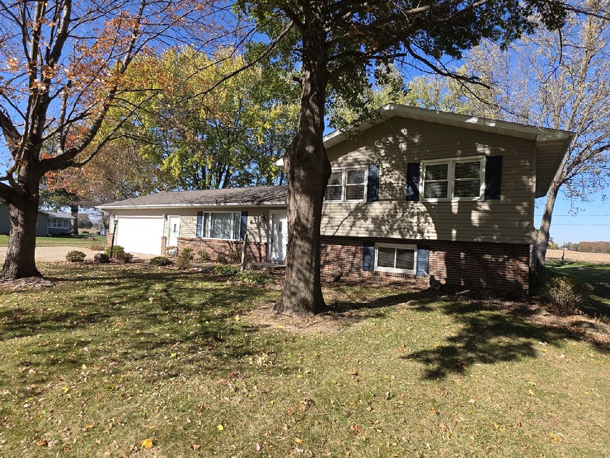  For Sale Sterling Illinois, 5102 Spruce Street
