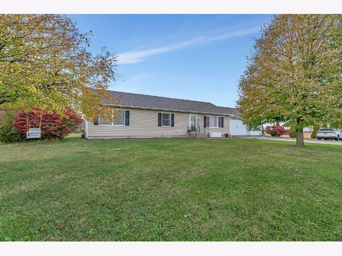 For Sale Braceville Illinois, 3945 Broadway Road