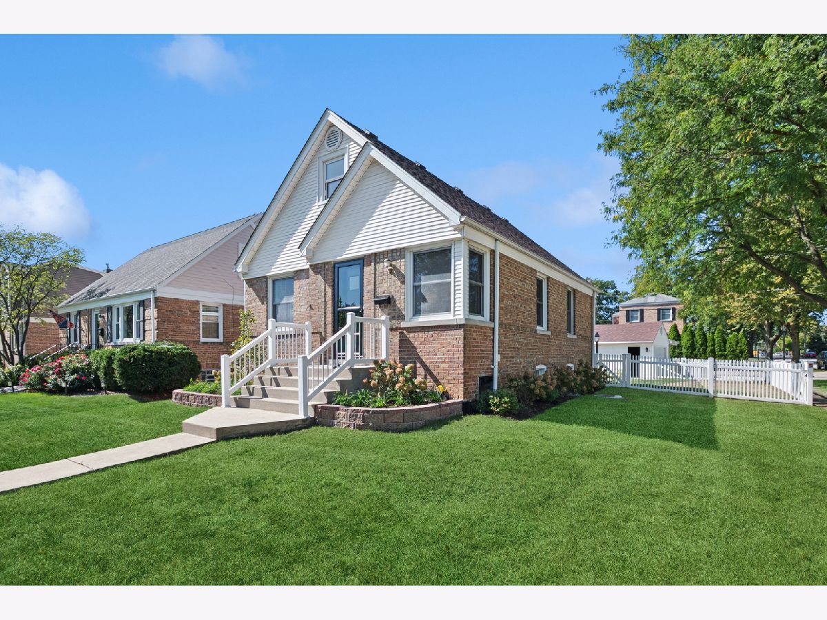  For Sale La Grange Illinois, 600 8th Avenue