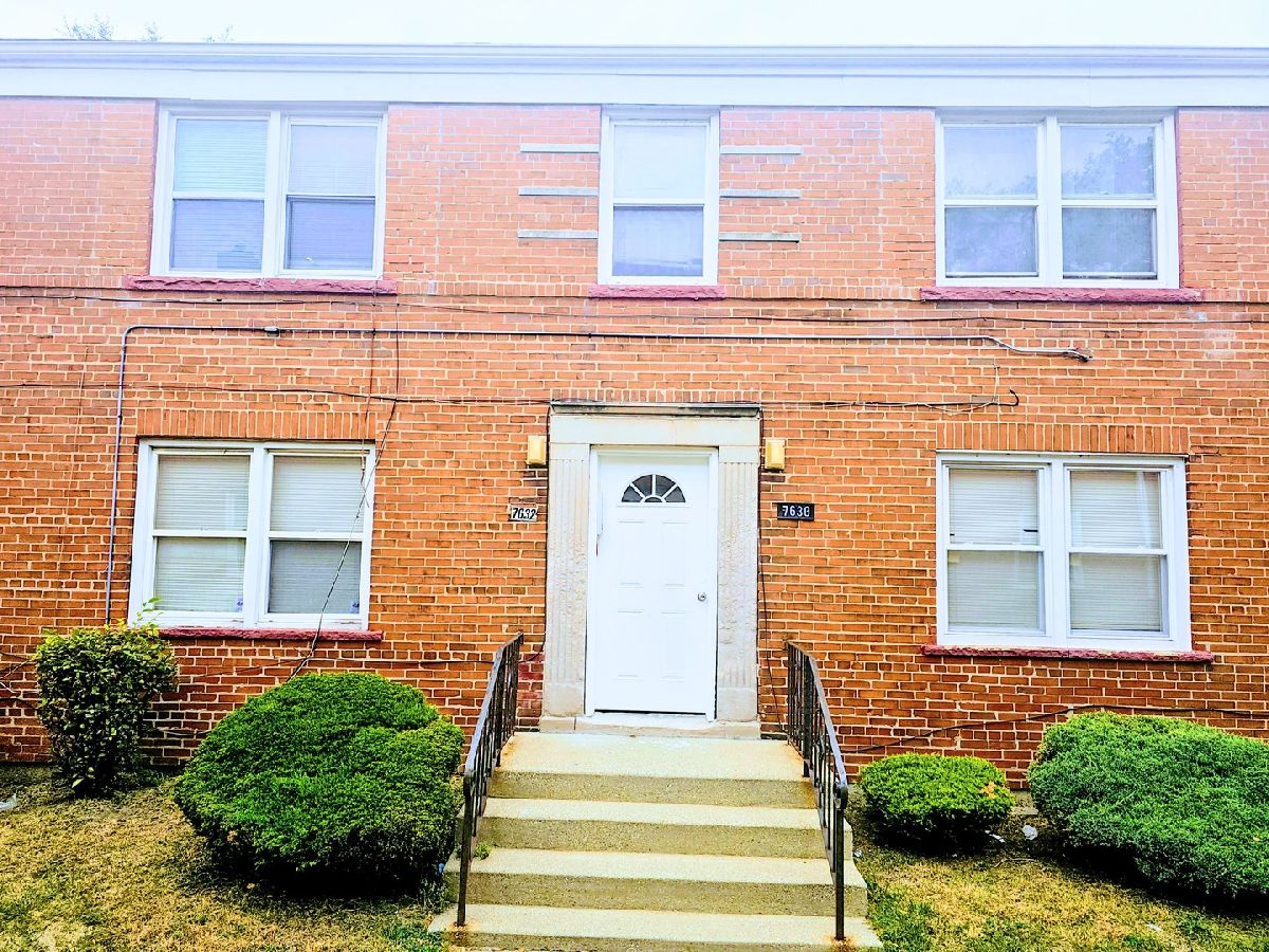  Rented Chicago Illinois, 7632 Jeffery