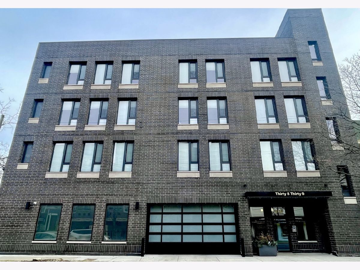  Rented Chicago Illinois, 3839 Clark