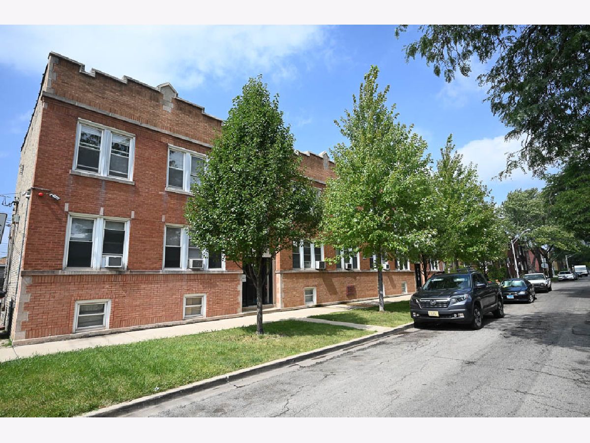  Rented Chicago Illinois, 2618 Kildare