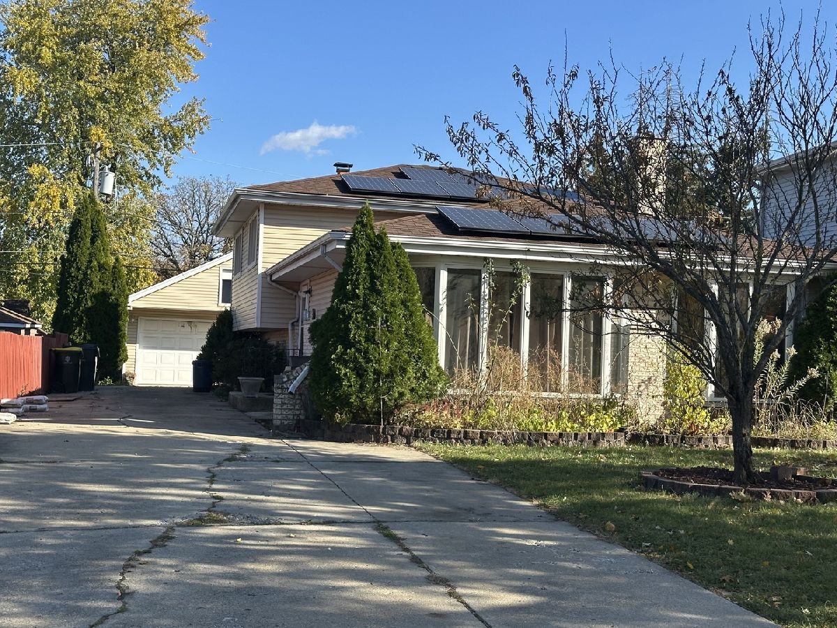  For Sale Wood Dale Illinois, 139 Hemlock Avenue