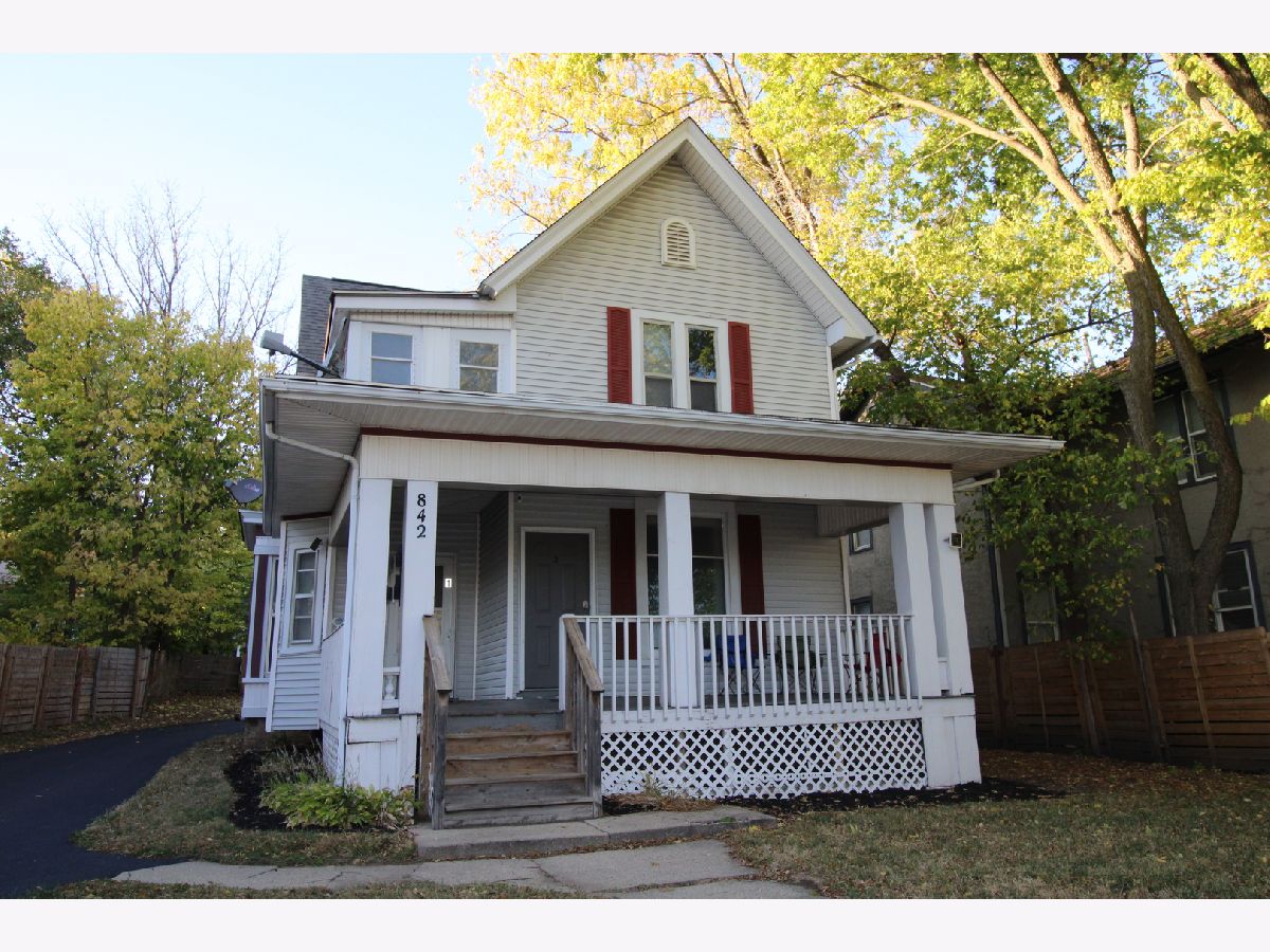For Sale Rockford Illinois, 842 Court Street