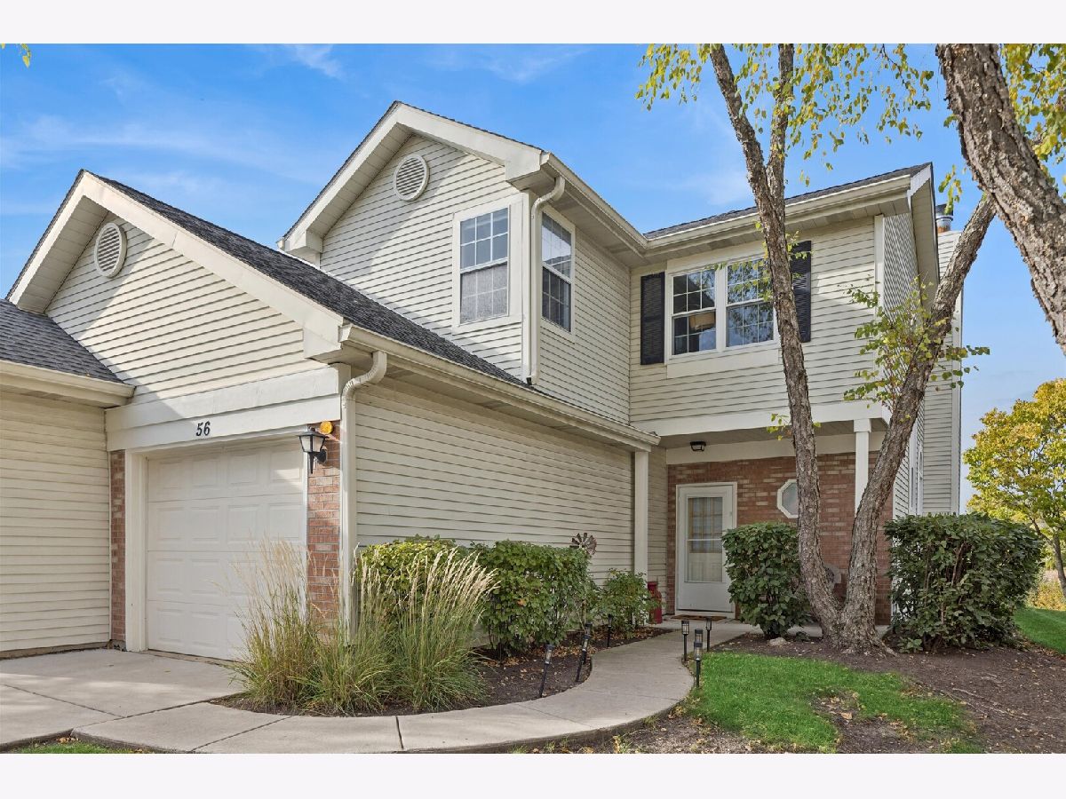 Townhomes & Condos & Homes For Sale Glendale Lakes Glendale Heights Illinois, 56 Golfview Court