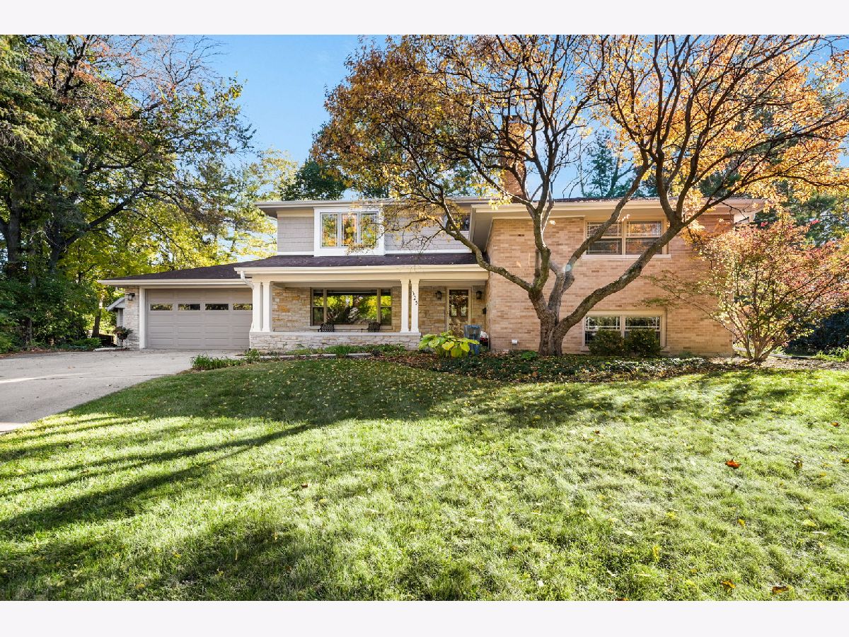 For Sale Naperville Illinois, 325 Pine Court