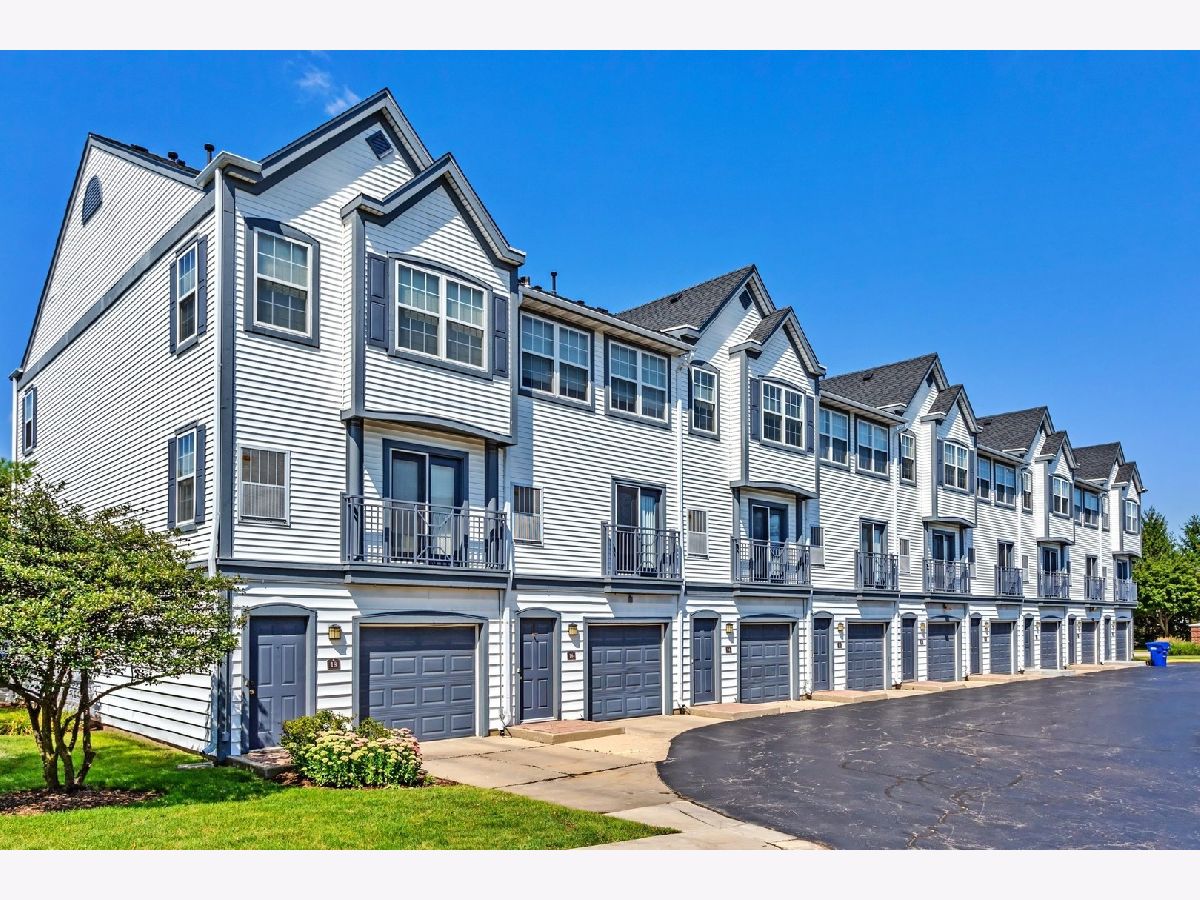  For Rent Wheaton Illinois, 408 Mozart
