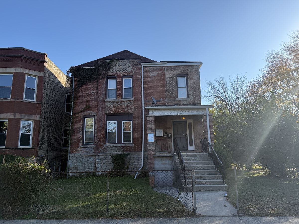 For Sale Chicago Illinois, 6959 Calumet Avenue