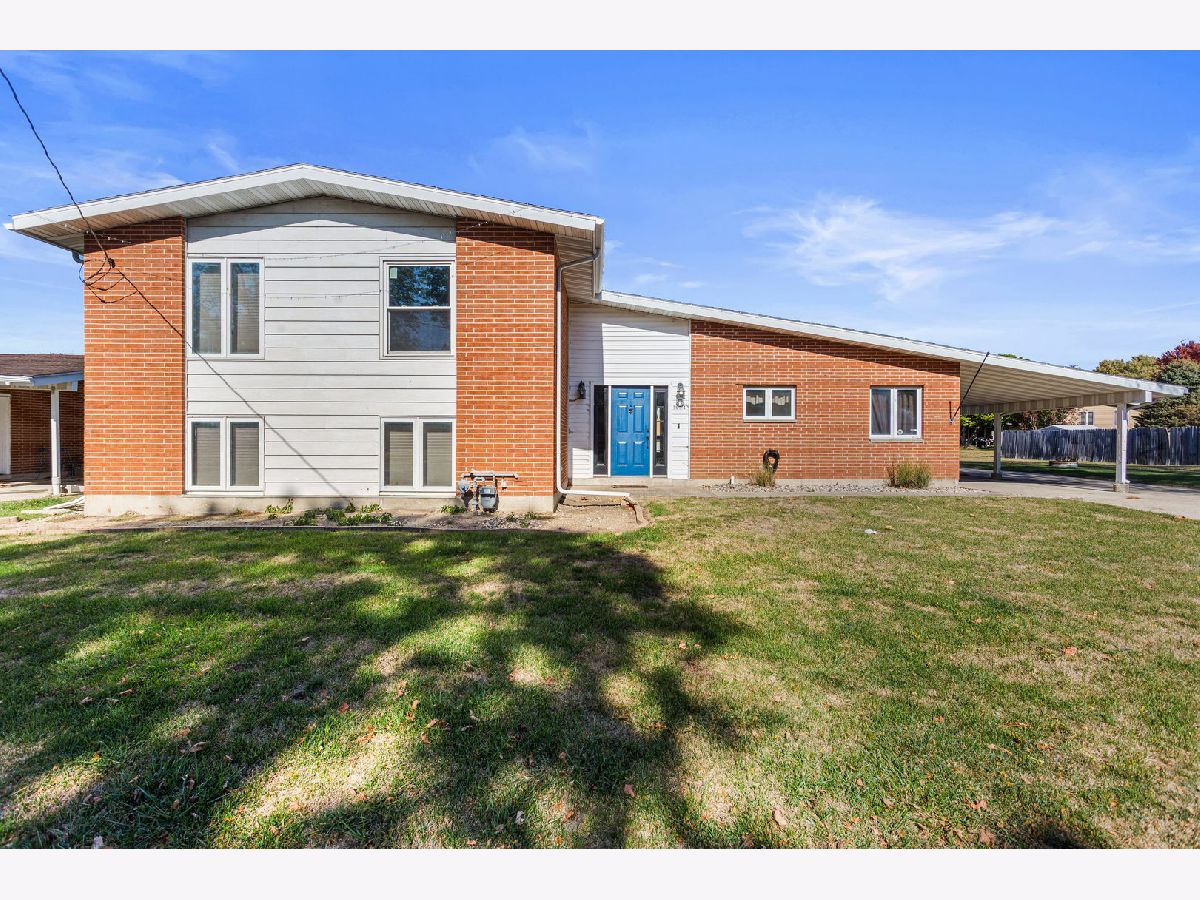  For Sale Rantoul Illinois, 1554 Pointe Drive