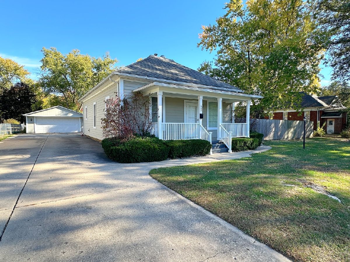  For Sale Streator Illinois, 1609 Bloomington Street