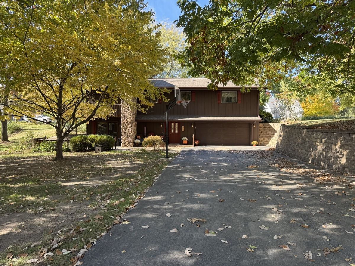  Sold Hennepin Illinois, 325 3rd