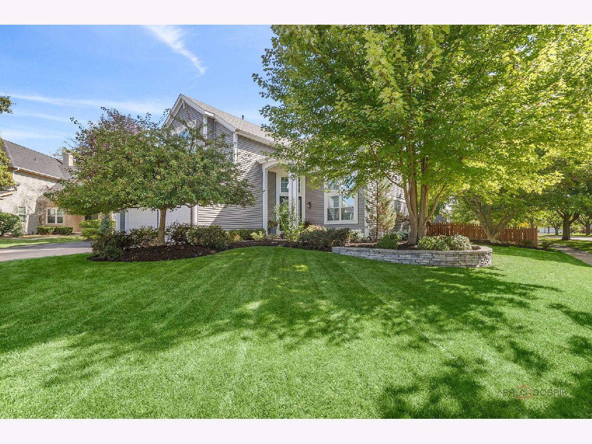  For Sale Grayslake Illinois, 1439 Churchill Lane