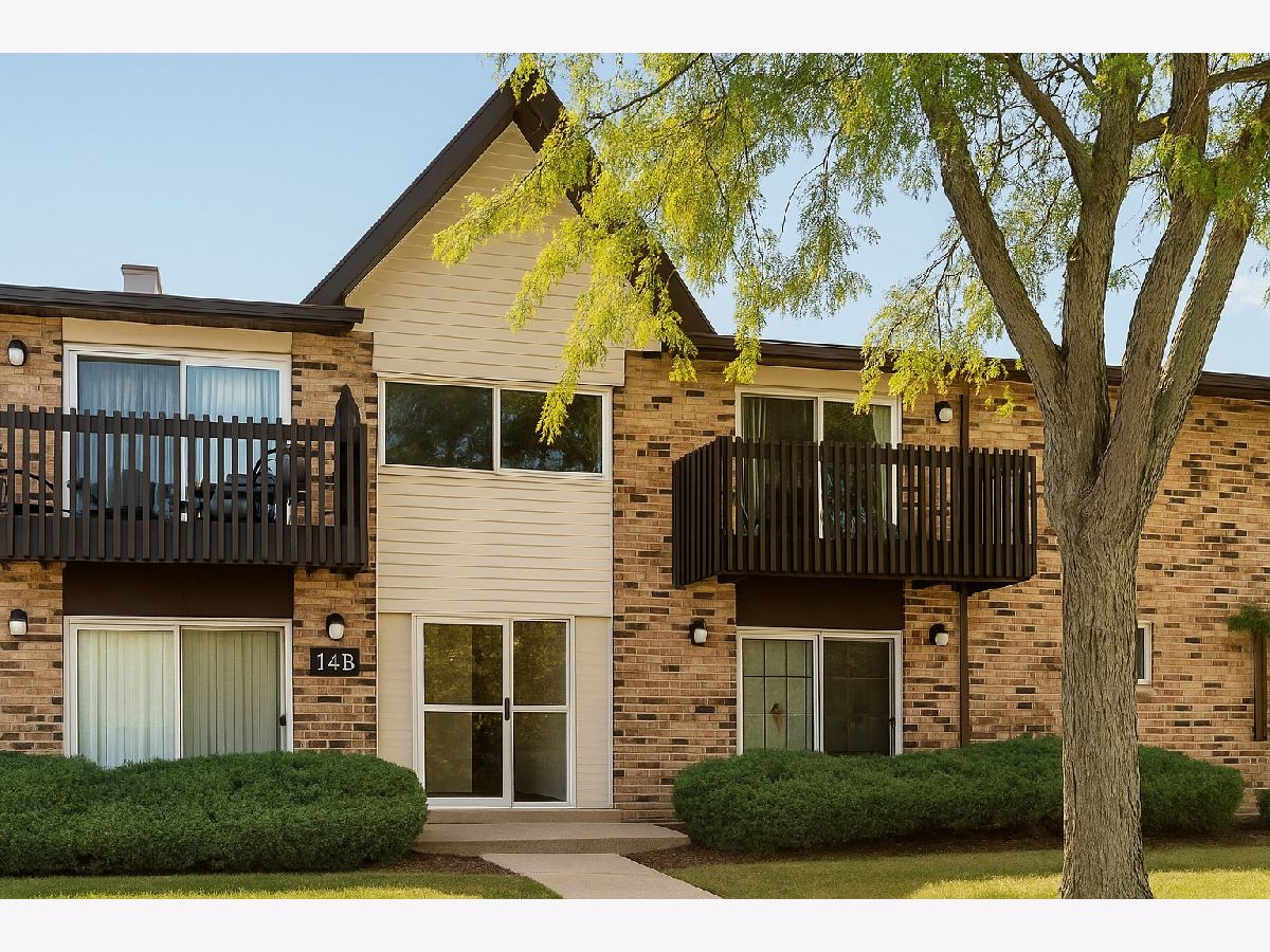 For Sale Willowbrook Illinois, 14B Kingery Quarter