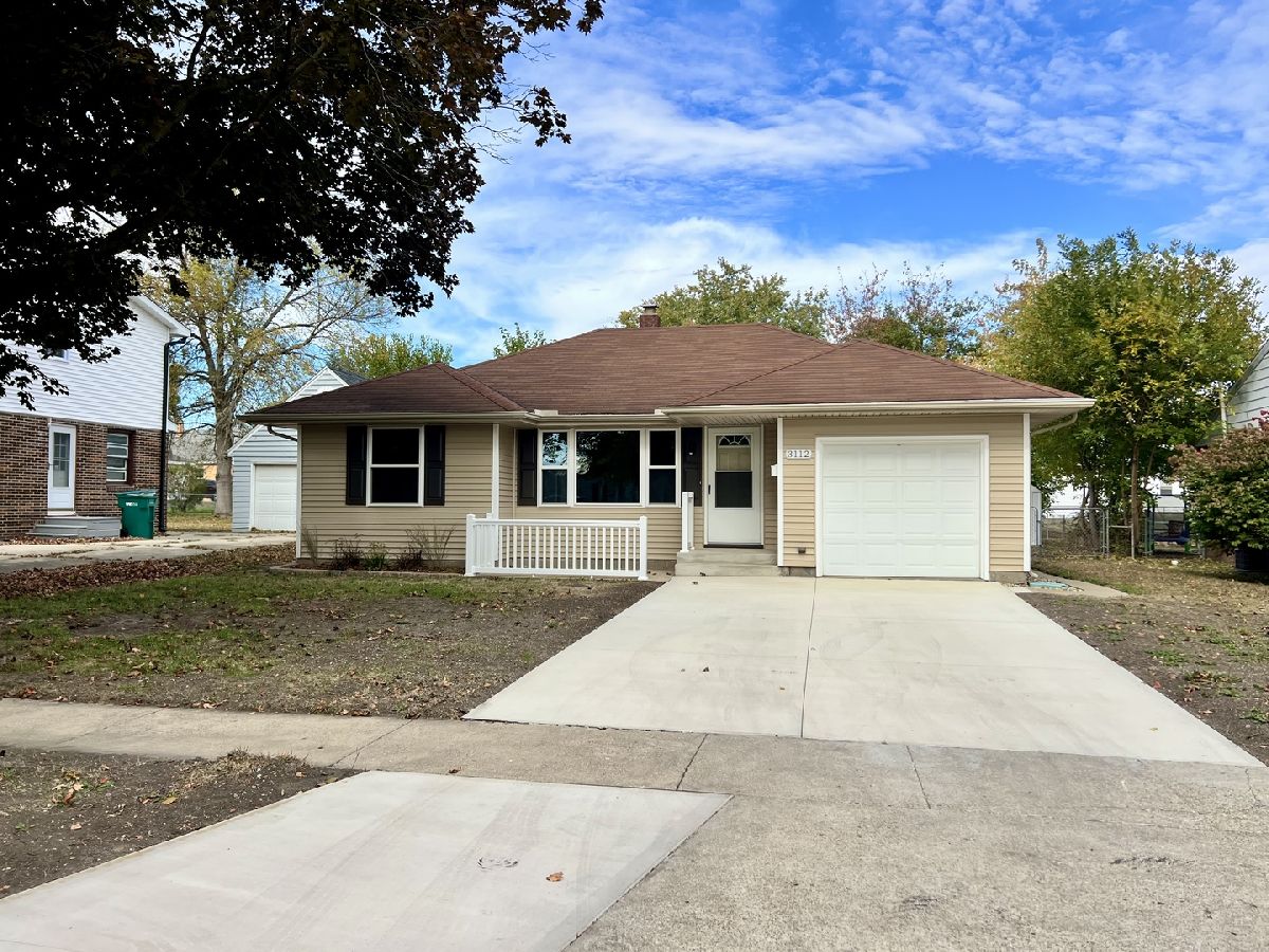  For Sale Mattoon Illinois, 3112 Oak Avenue