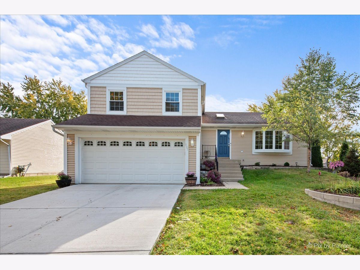  Sold Streamwood Illinois, 105 Canton