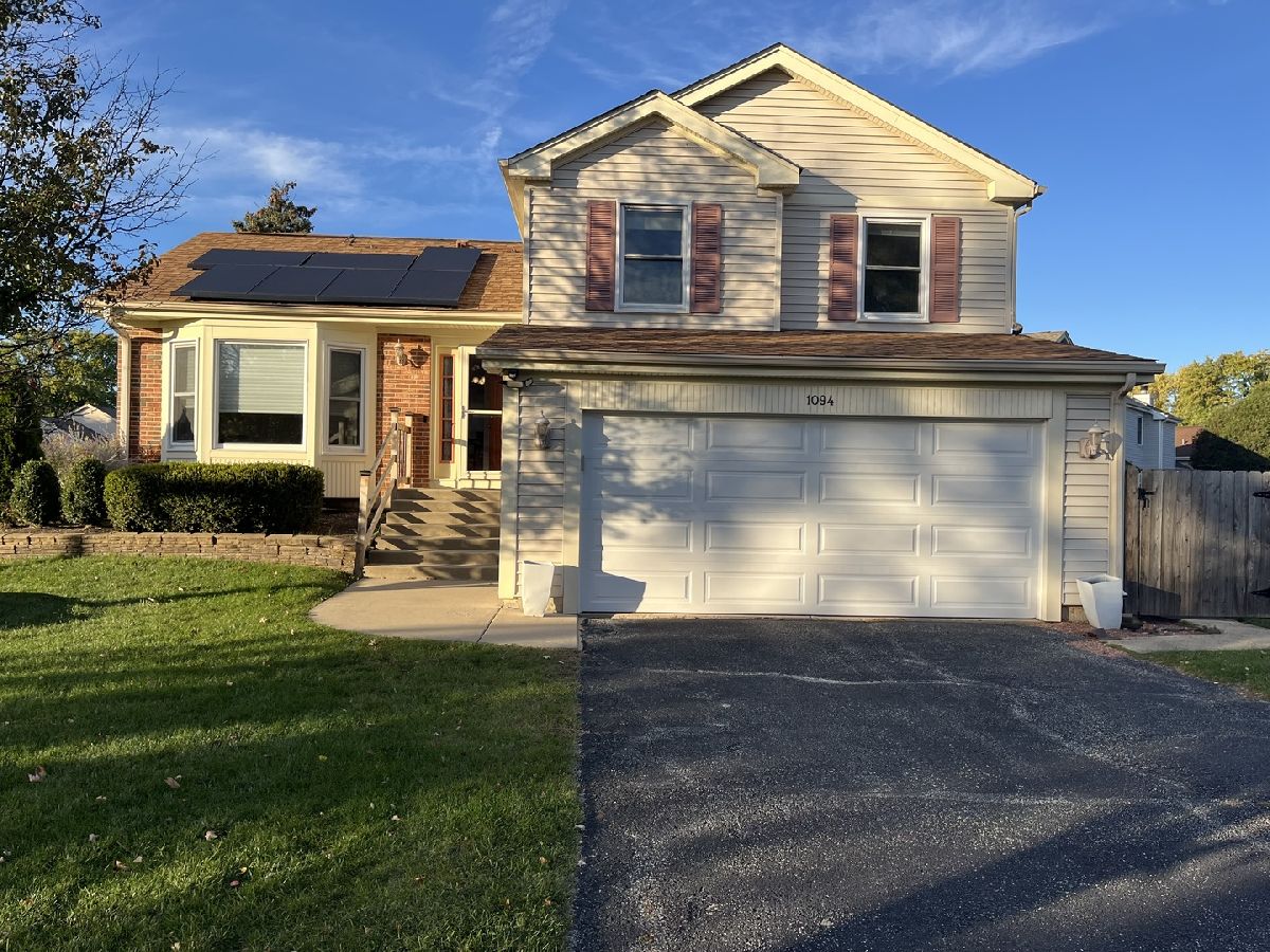 For Sale Wheeling Illinois, 1094 Shady Tree Lane