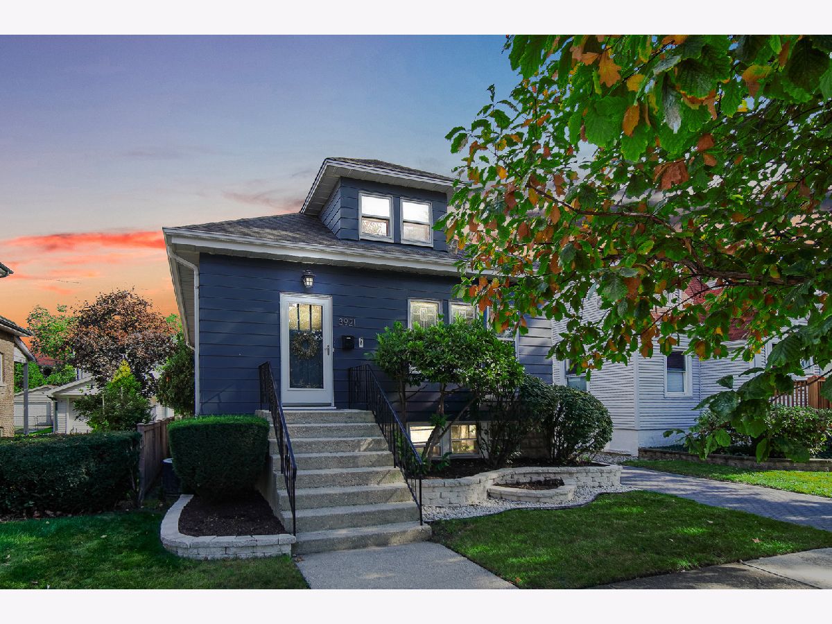  For Sale Brookfield Illinois, 3921 Sunnyside Avenue