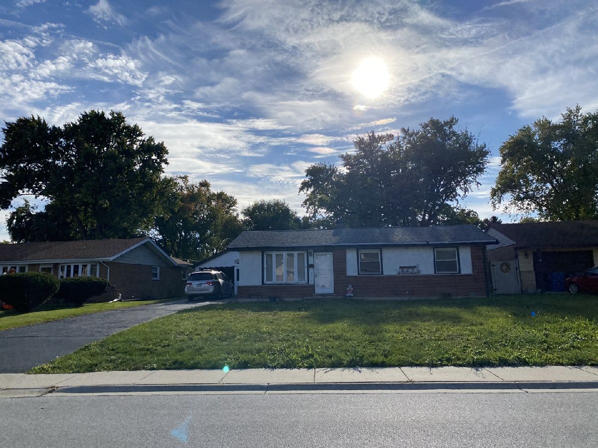  For Rent Crestwood Illinois, 12814 Playfield