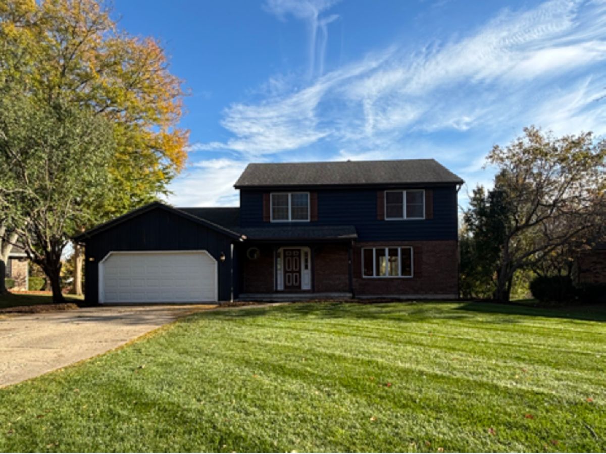 For Sale Sugar Grove Illinois, 19 Cedar Gate Circle