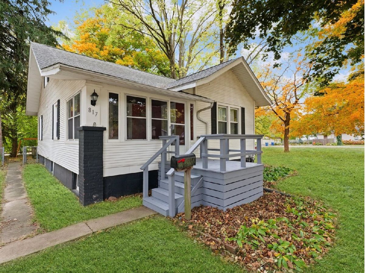  For Sale Monticello Illinois, 817 High Street