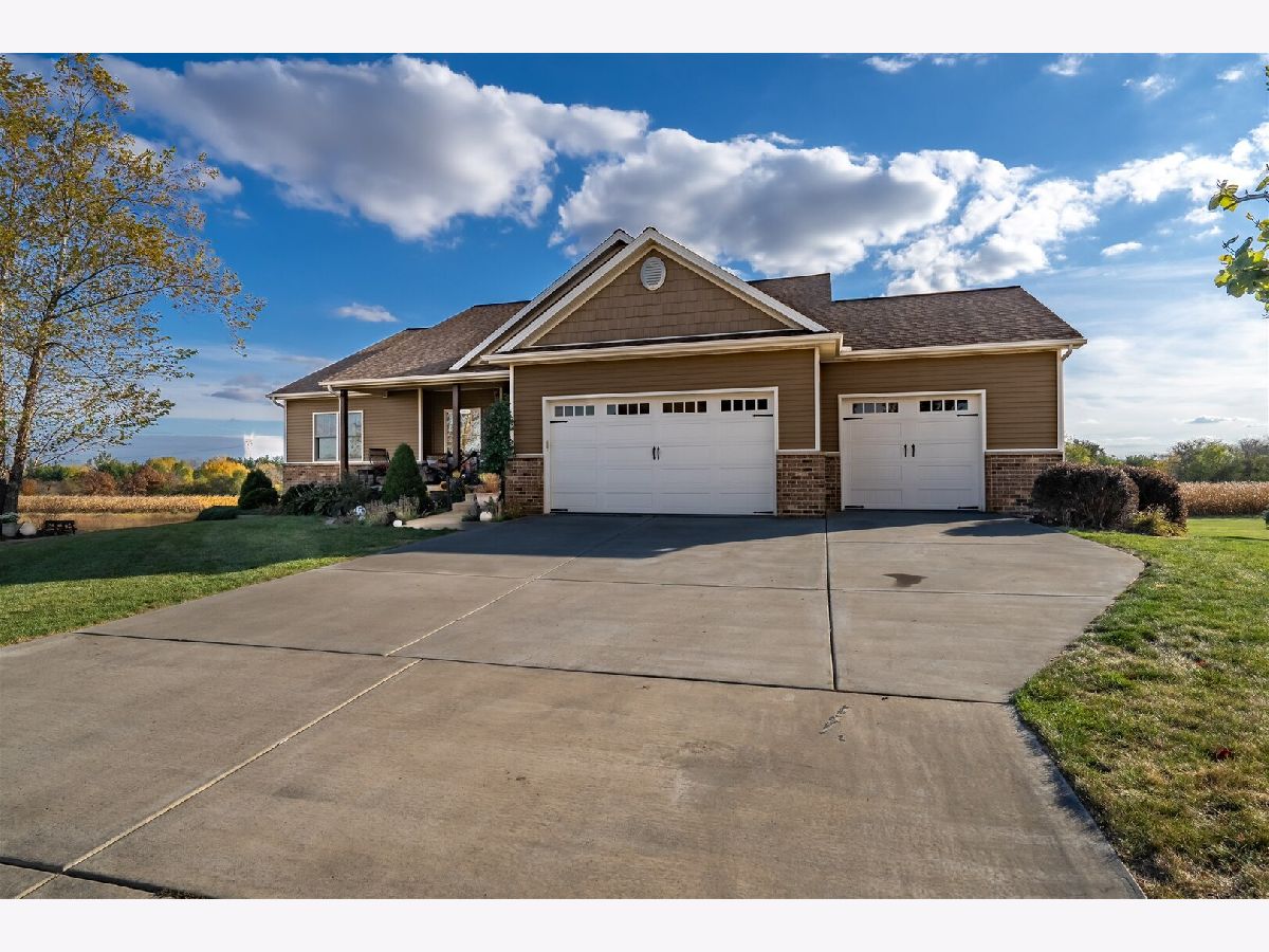  For Sale Heyworth Illinois, 5080 Dasher Drive