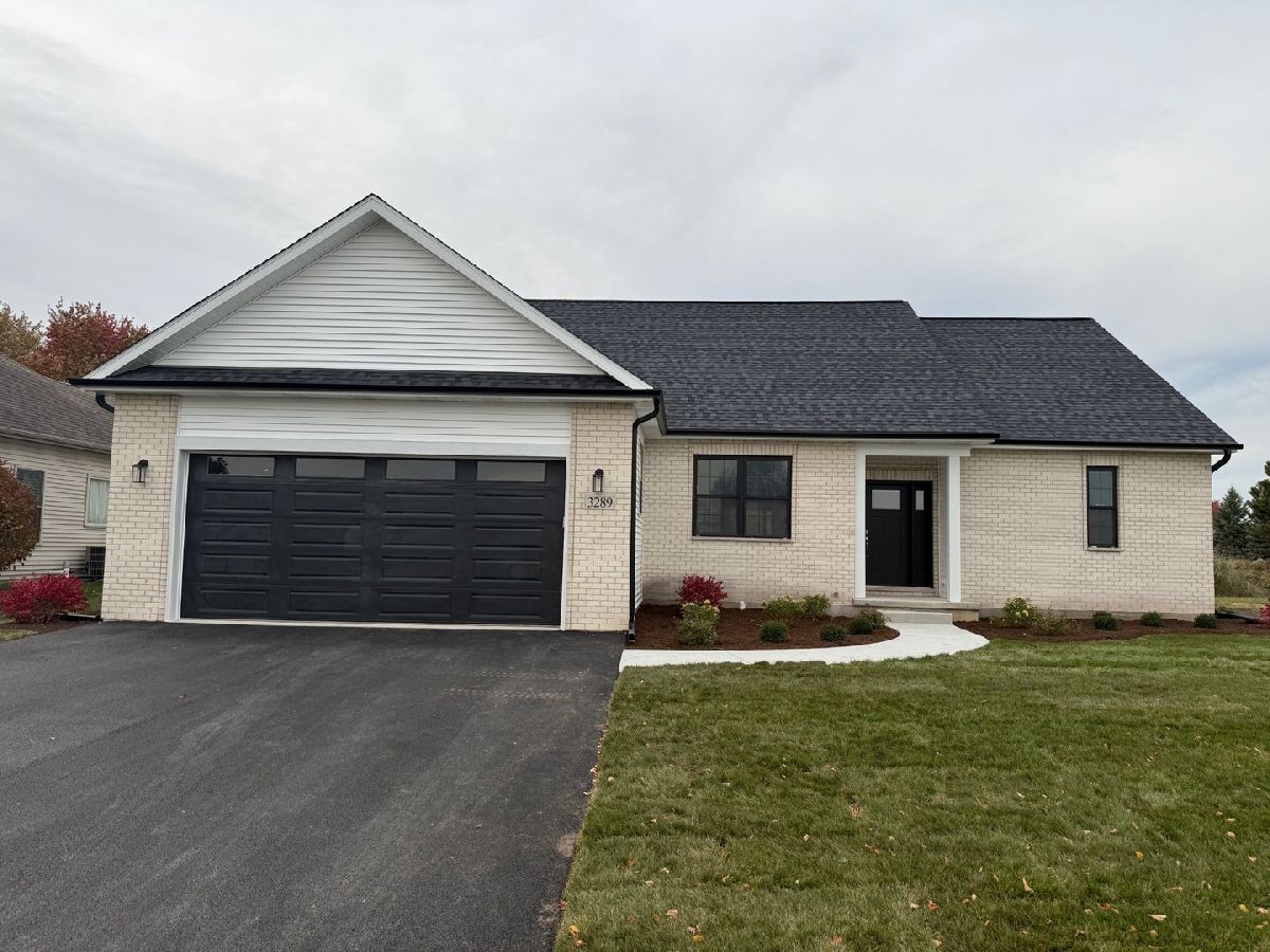 Homes For Sale Bridges Of Rivermist Dekalb Illinois, 3289 Comstock Avenue