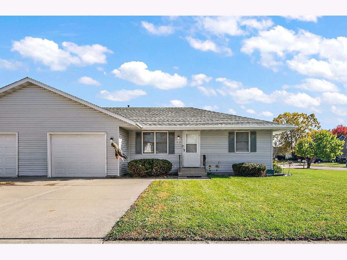  For Rent Diamond Illinois, 315 School