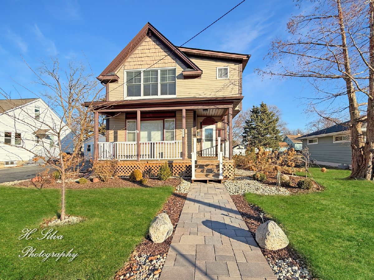  For Sale Crystal Lake Illinois, 133 Walkup Avenue