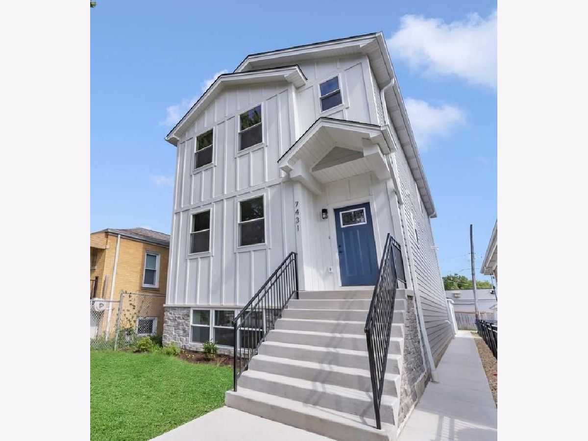  For Sale Chicago Illinois, 7431 Forest Preserve Avenue