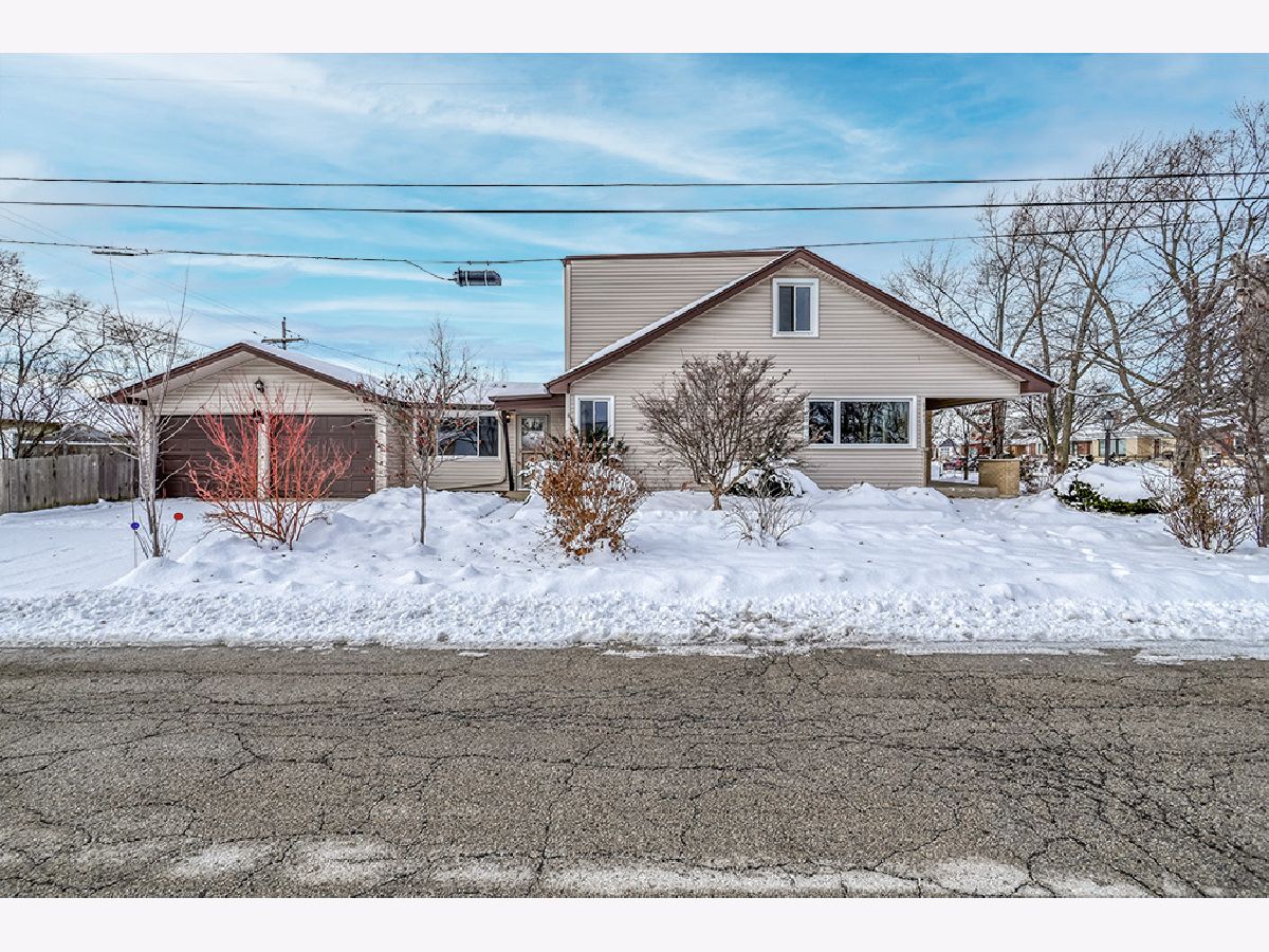 Homes & Condos & Townhomes For Sale Oak Dale Oak Lawn Illinois, 5001 Harnew Road