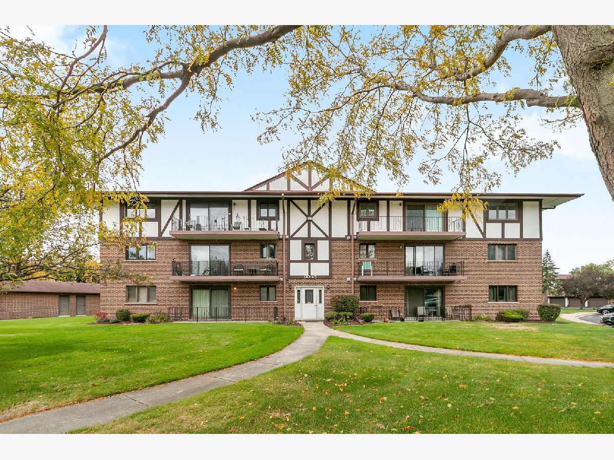 For Rent Palos Hills Illinois, 11045 Theresa