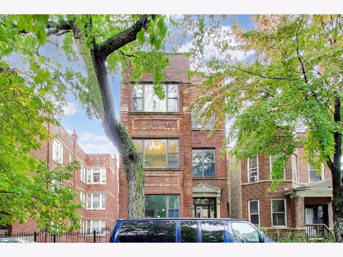  Sold Chicago Illinois, 862 Mozart
