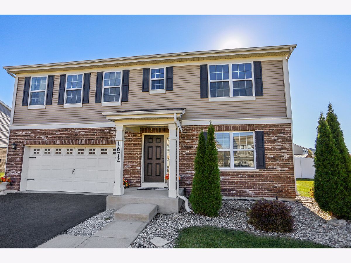  For Rent New Lenox Illinois, 1672 Glenbrooke