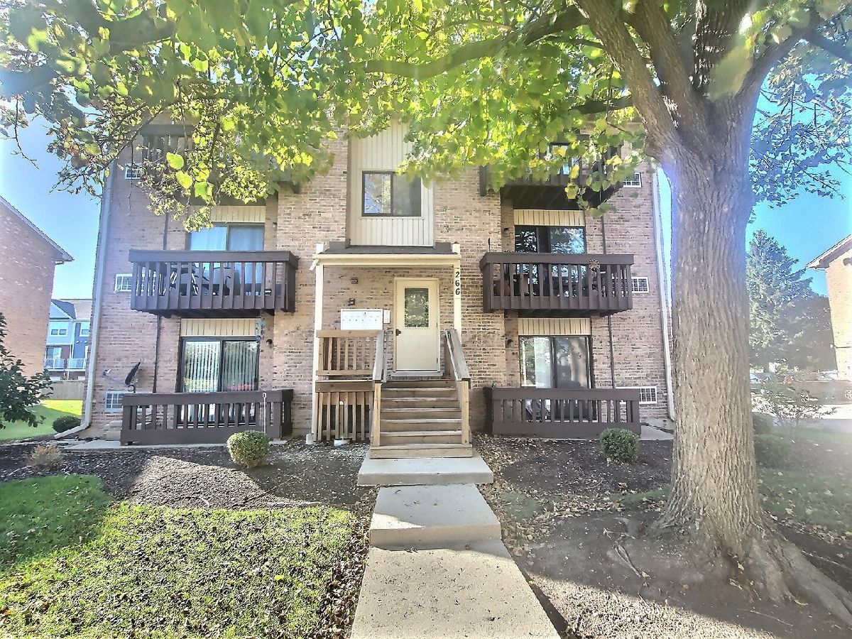 For Rent Wheeling Illinois, 266 12th