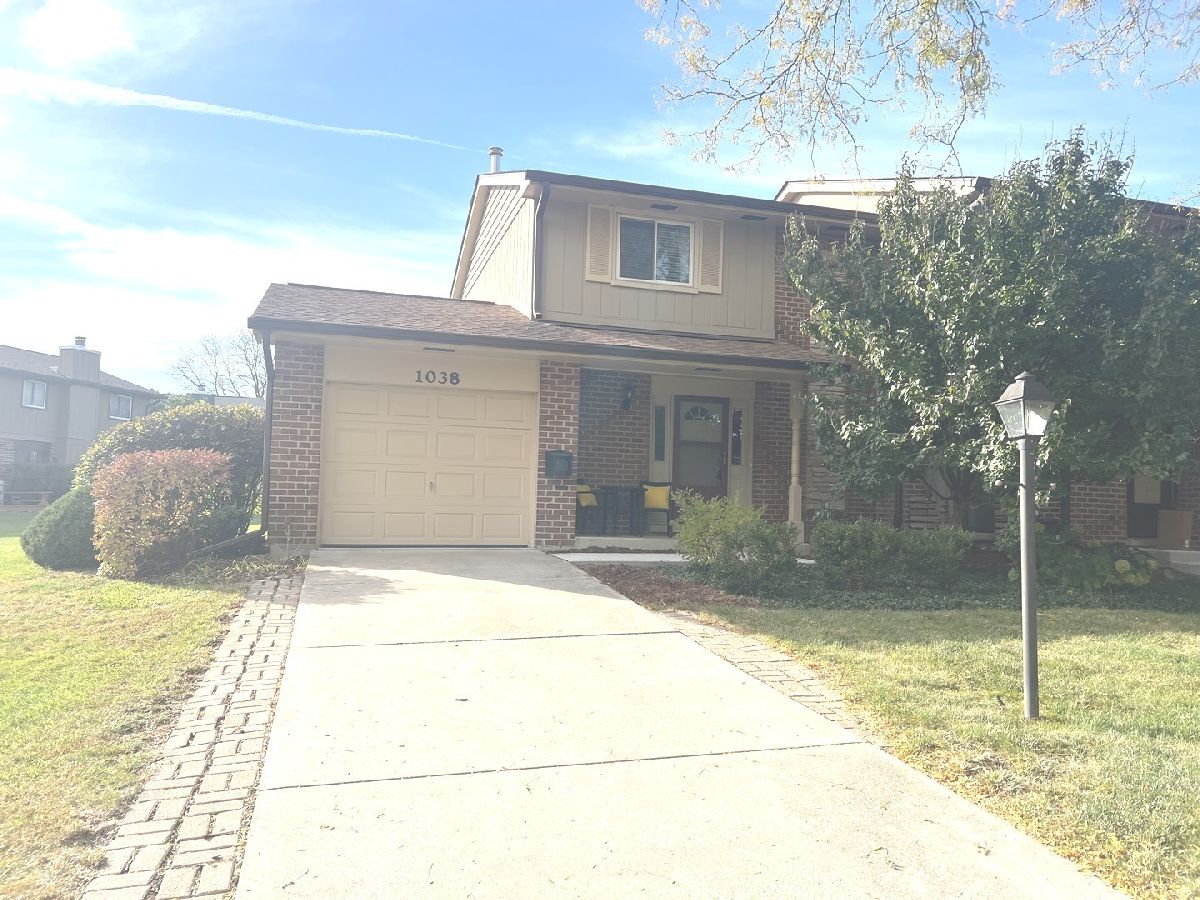 For Sale Wheaton Illinois, 1038 Liskeard Court