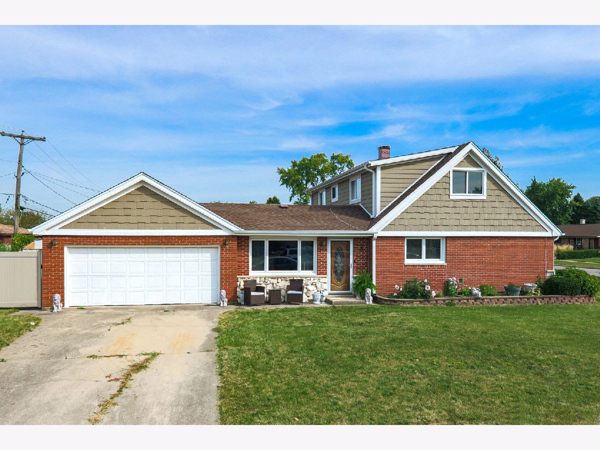 For Sale Bridgeview Illinois, 9236 Pembroke Lane